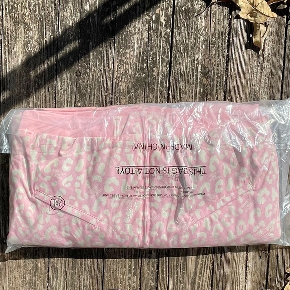 Linda Finegold ALF pink leopard hooded heavyweight jacket - Picture 5 of 7